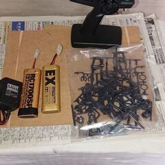 タミヤの未走行シャーシセット&中古のボディ