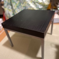 IKEA 小さめテーブル　さしあげます