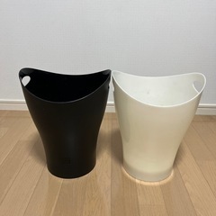 【美品】umbra ゴミ箱 2個ｾｯﾄ 黒×白