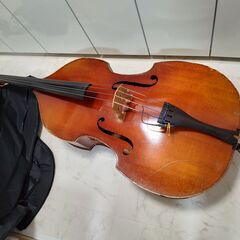 コントラベース、ダブルベース