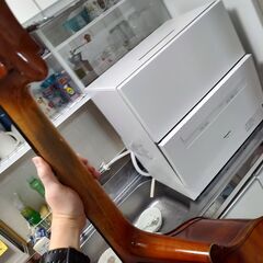 コントラベース、ダブルベース