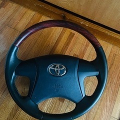 トヨタのステアリングです。