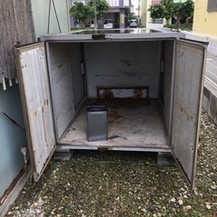 コンテナ（倉庫）