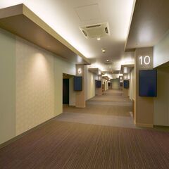 【MOVIX伊勢崎】映画館スタッフ募集！最新映画もチェックできる人気職種、未経験でもOKなのでアルバイトデビューにもぴったり！学生・フリーター・主婦(夫)と様々な世代が活躍中！シフトは1週間ごと更新なので予定も立てやすい！ - アミューズメント