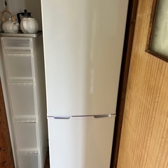 美品アイリスオーヤマ2021年製ノンフロン冷凍冷蔵庫白162L