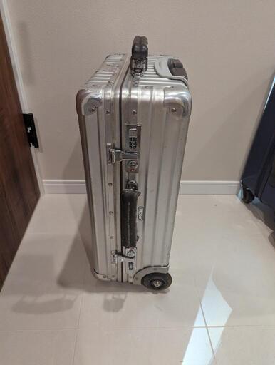 リモワ クラシックフライト 2輪(※修理必須)