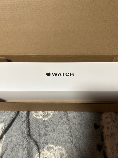 (お取引中)使用１日　Apple WatchSE(2世代)Starlight40mmGPS