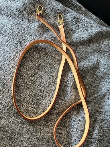 LOUIS VUITTON  計2本1本で5000円 2本購入で割引有