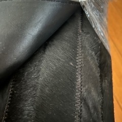 カウハイドレザーラグ