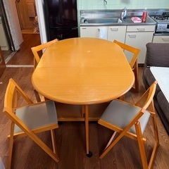 ダイニングテーブルセット(椅子4脚付)
