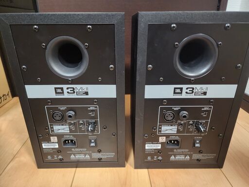 JBL PROFESSIONAL 305P MkII パワードモニタースピーカー 1ペア JBL PROFESSIONAL 305P MkII パワードモニタースピーカー 1ペア