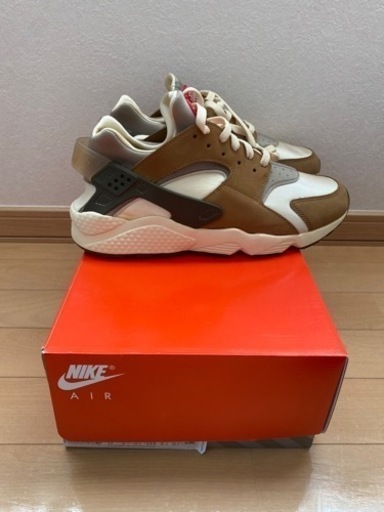 Nike x Stussy Huarache “Desert Oak\