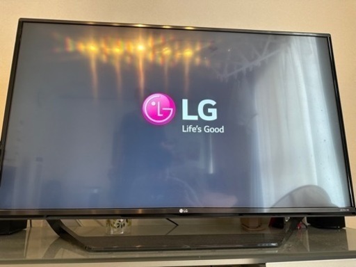 LG   43インチテレビ　スマートリモコン付き