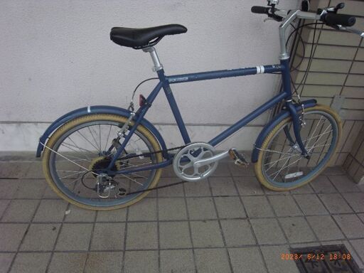 雨の日も乗れる【アサヒ シークレットコード ミニベロ・シマノ外装6段