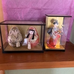 ケース入り夫婦ダルマ、ケース入り日本人形