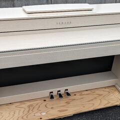 ☆大阪〜兵庫〜岡山まで配達無料！ 送料込みYAMAHA 電子ピアノ CLP-535