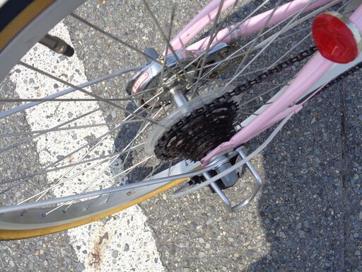 MAHALO 22インチ 6速 子供用 白ピンク (184)