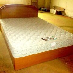 フランスベッド　ダブルベッド　使用3年くらい