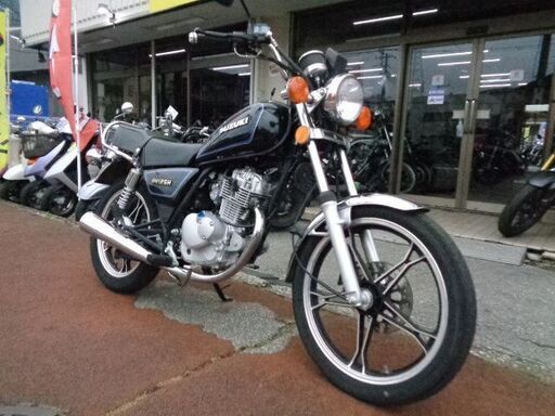 NO.4710　ＧＮ１２５Ｈ　空冷４サイクル単気筒エンジン　ギヤポジションインジケーター　リヤキャリア付き　ブラック　☆彡