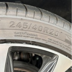 【ネット決済】美品　タイヤ　4本セット　サイズ245 40 20
