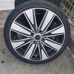 ホンダＮボックス　ロクサーニ　165/45R 16インチ