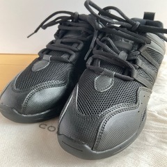 ダンススニーカー　ZUM 22.5センチ　BLACK