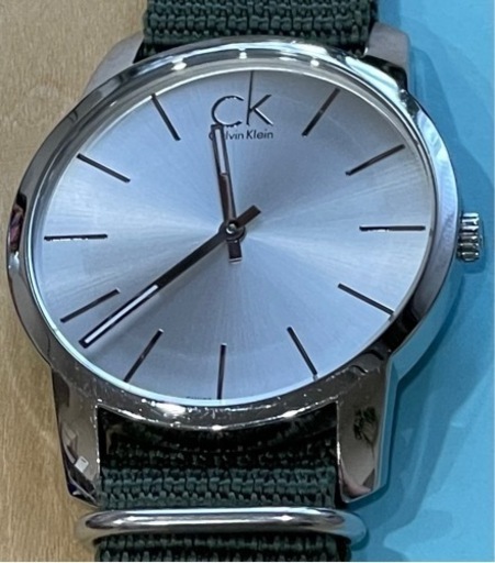 【送料無料/新品】 【シンプルで味がある】CK カルバンクライン　丸型　シルバー 腕時計