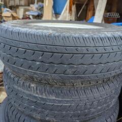 エルフ一台分タイヤ