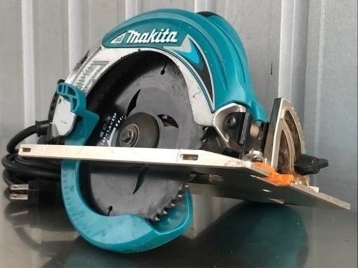 マキタ◇165mmマルノコ◇丸のこ◇切込深さ57mm◇電源コード式◇5637BA◇K667