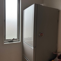 TOSHIBA ゴールド 【至急お値下げ】冷蔵庫 値段要確認 型番添付有