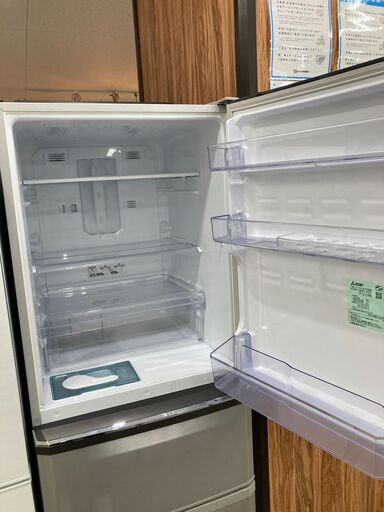 【6ヵ月保証】MITSUBISHI(三菱)の3ドア冷蔵庫が入荷しました。