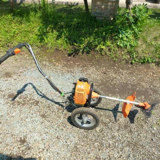 エンジン手押し草刈り機