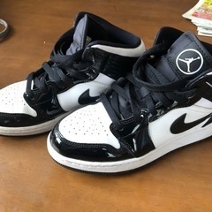 値下げ ジョーダン1 MID 24.5cm