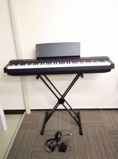 YAMAHA ヤマハ 電子ピアノ キーボード シンセサイザー 88鍵盤 P-125B ブラック 外箱 キーボードスタンド ペダル 譜面台　2018年製