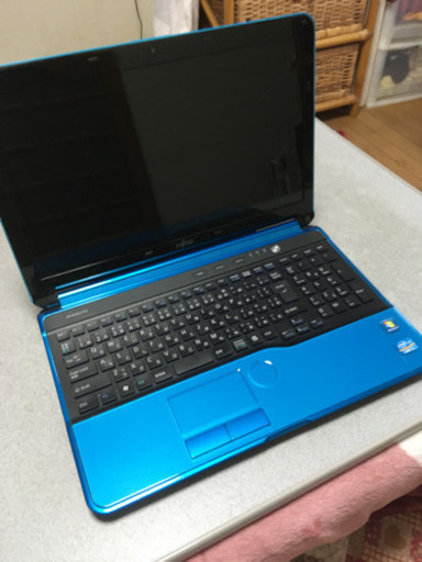 LIFEBOOK AH56/G  (Windows7、Core i7、無線、webカメラ、光学ドライブ等)