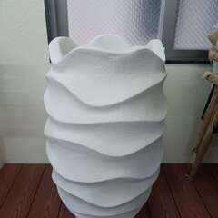 ①【処分価格】新品　鉢50×50×80cm白色