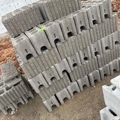 ジャスティ　化粧ブロック　最終値下げ中早い者勝ち❗️