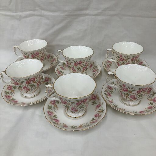 Wa506　ロイヤルアルバートROSE CHINTZ　ティーカップセット