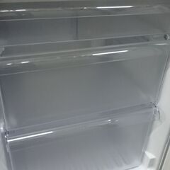 （56cm幅）アクア　2ドア冷蔵庫２７５L　２０１６年製　AQR-D28F　２ドア　５６ｃｍ幅　　右開き　単身　自炊　　高く買取るゾウ八幡東店