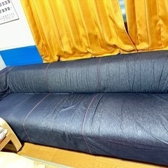 IKEAの4人掛けソファー0円