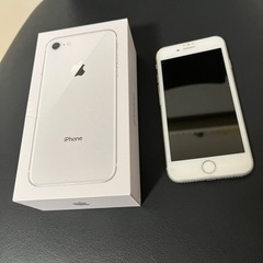 【箱あり】iPhone8 本体　64GB silver シルバー...