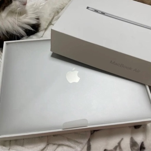 【美品】MacBook Air Retina 2019 13インチ　充放電回数３６回のみ！