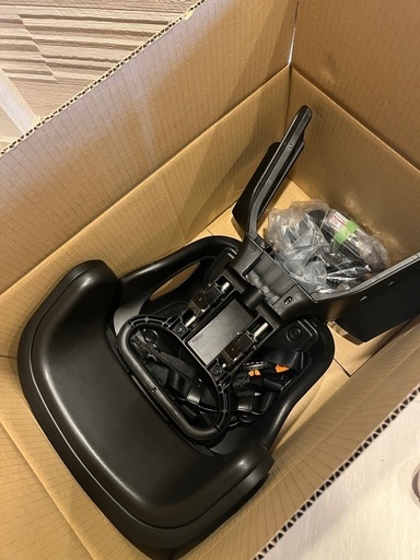 【新品未使用】Panasonic チャイルドシート(前乗せ)NCD467