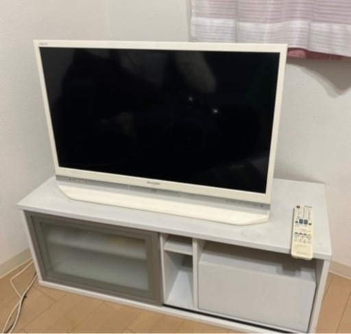 液晶テレビ　テレビ台