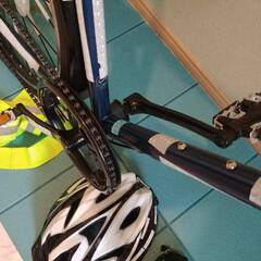 【大幅値下げ】クロスバイク（ほぼ新品）引き取り限定