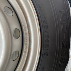 タイヤ　195/70R15×5J 106/104 LT ブリヂストン バリ溝 トヨタ カムロード 純正スチール