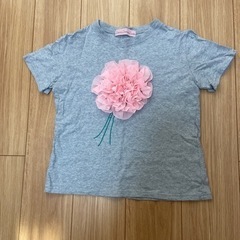 お花のTシャツ