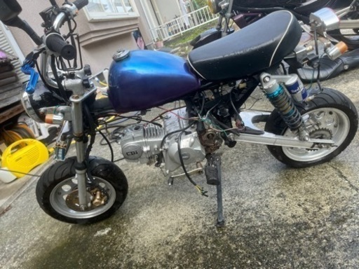 中華モンキー 不動 別途125CCエンジン付き 中華モンキー 不動 別途125CCエンジン付き 中華モンキー125カスタム