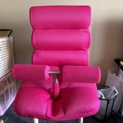 【値下げ‼️】可愛い♡ピンク。ミズノ腹筋運動が出来る座椅子！！