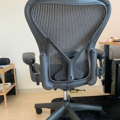 ヘッドレスト付】アーロンチェア クラシック(HermanMiller ハーマンミラー)
